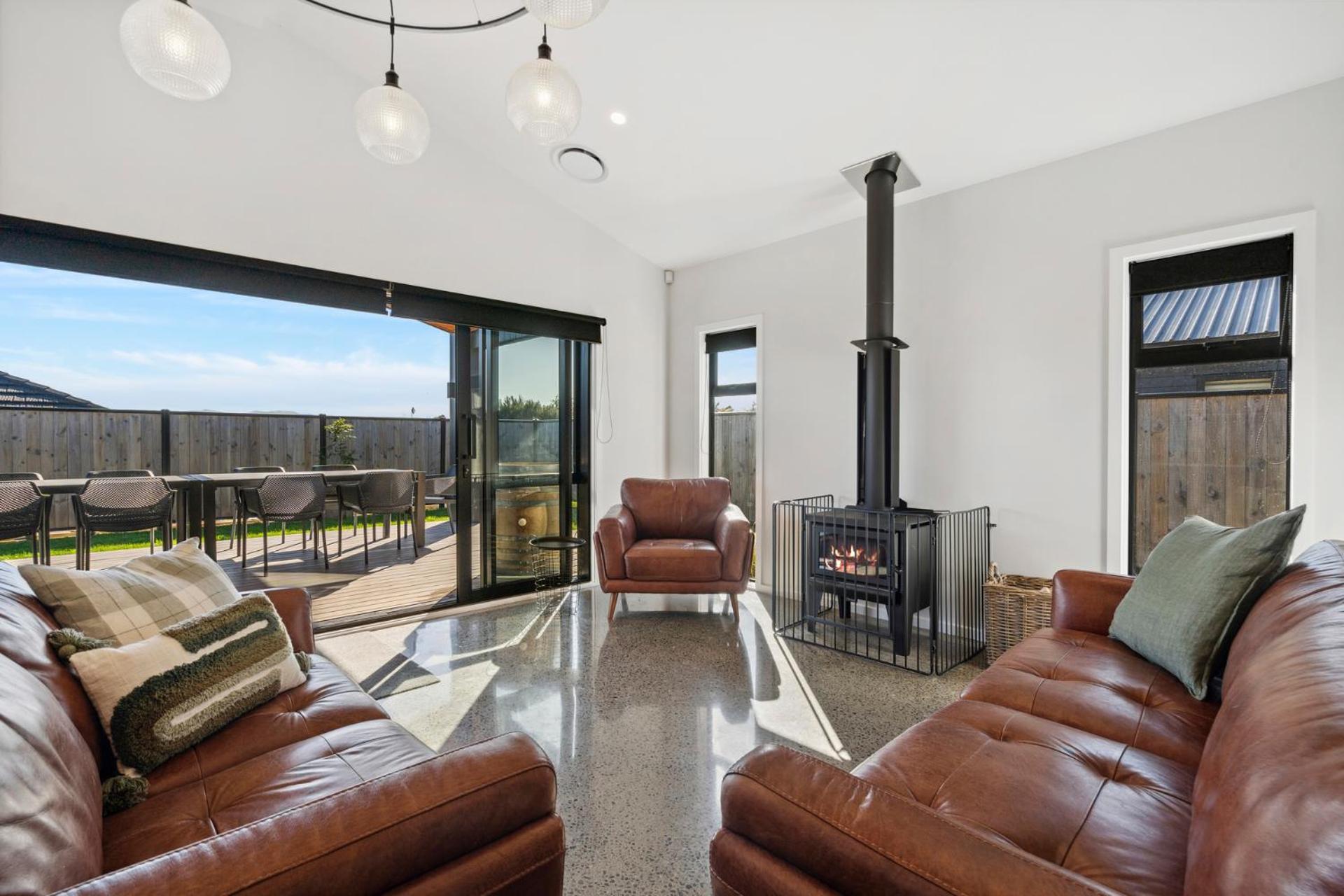 Regent Sanctuary - Martinborough Holiday Home ภายนอก รูปภาพ